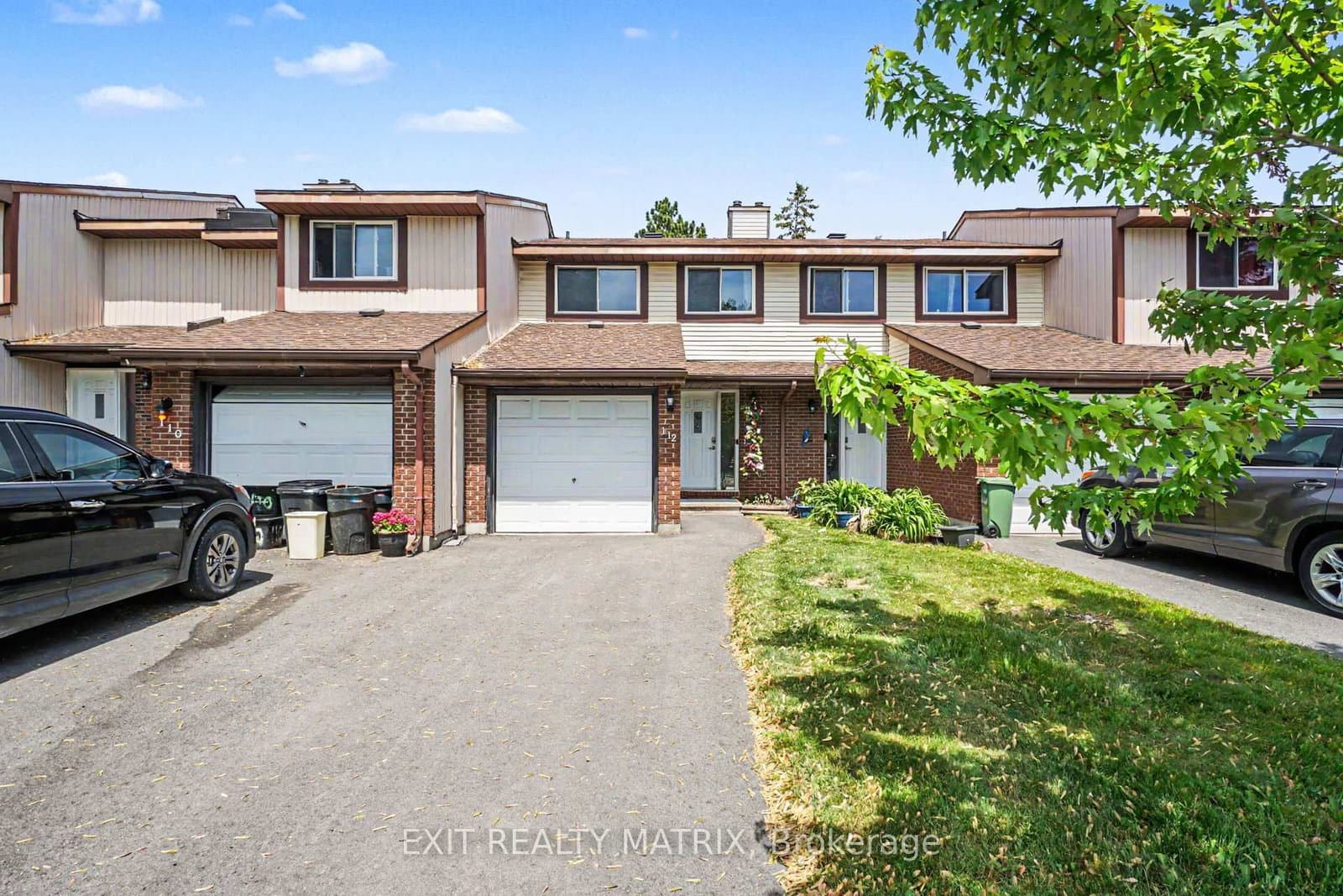 112 Castlefrank Road, Ottawa, ON