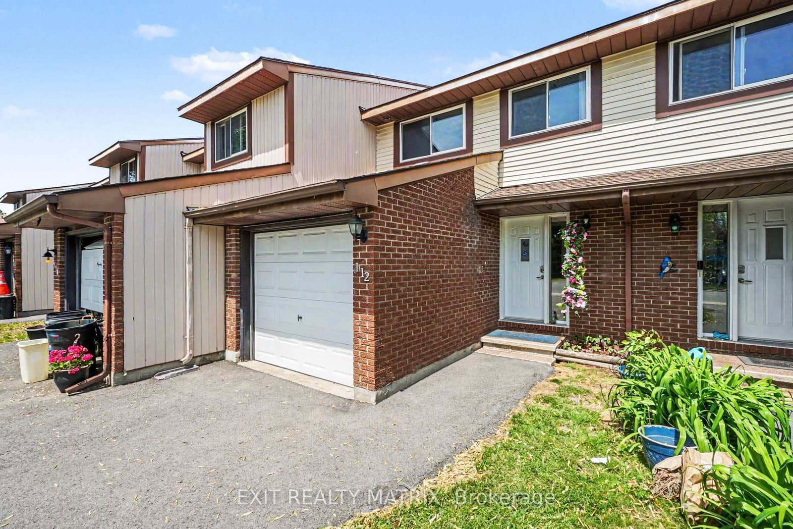 112 Castlefrank Road, Ottawa, ON — photo 2