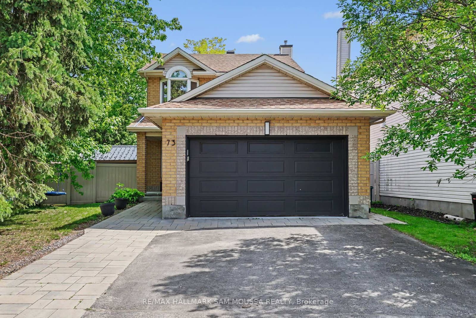 73 Malhotra Court, Ottawa, ON — photo 2