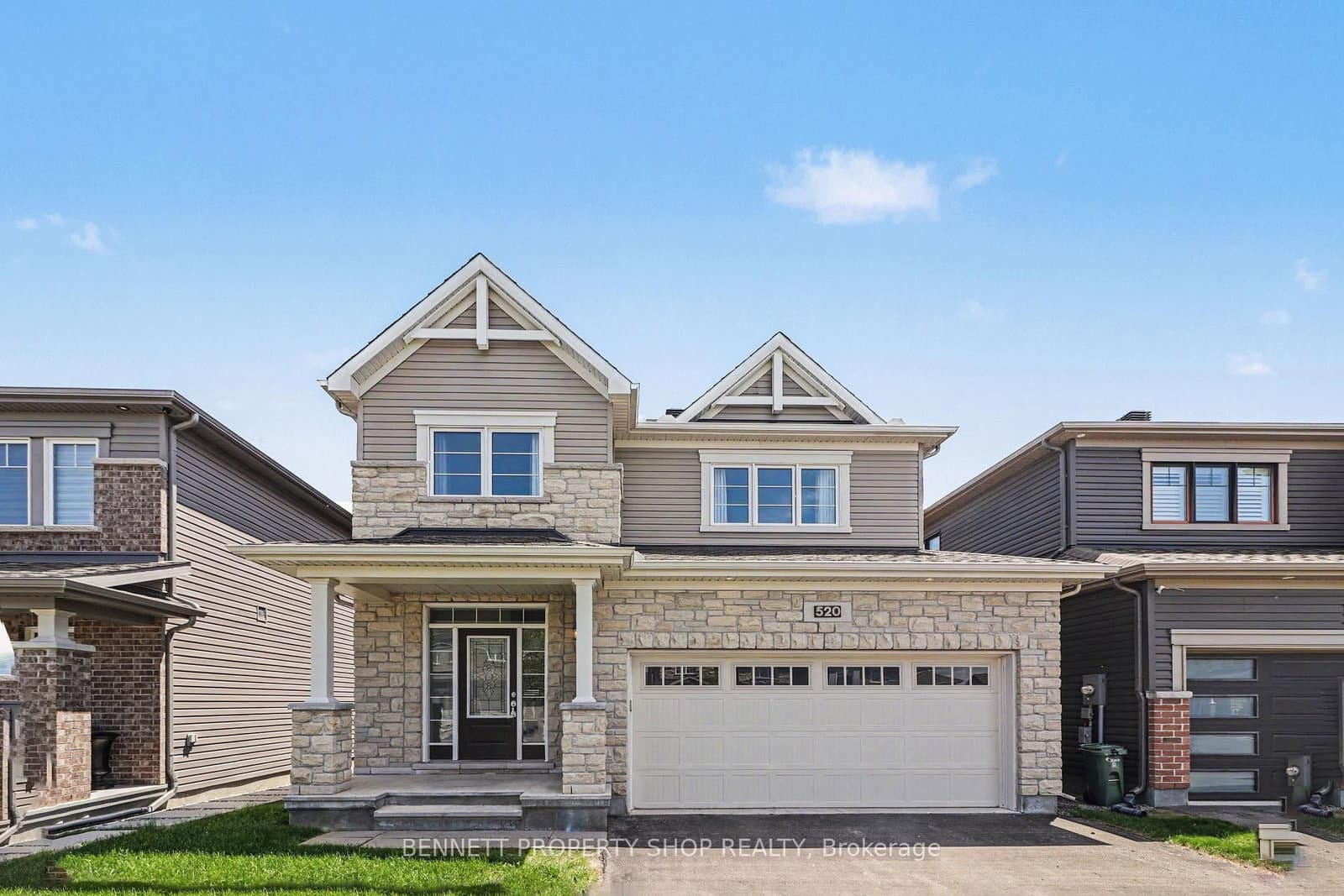 520 Des Genevriers Street, Ottawa, ON