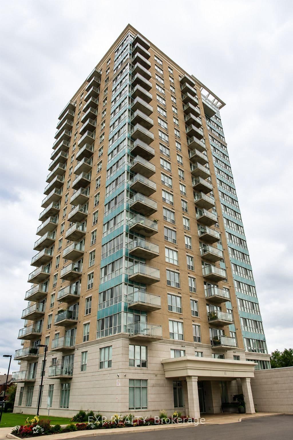 204 - 90 LANDRY Street, Ottawa, ON