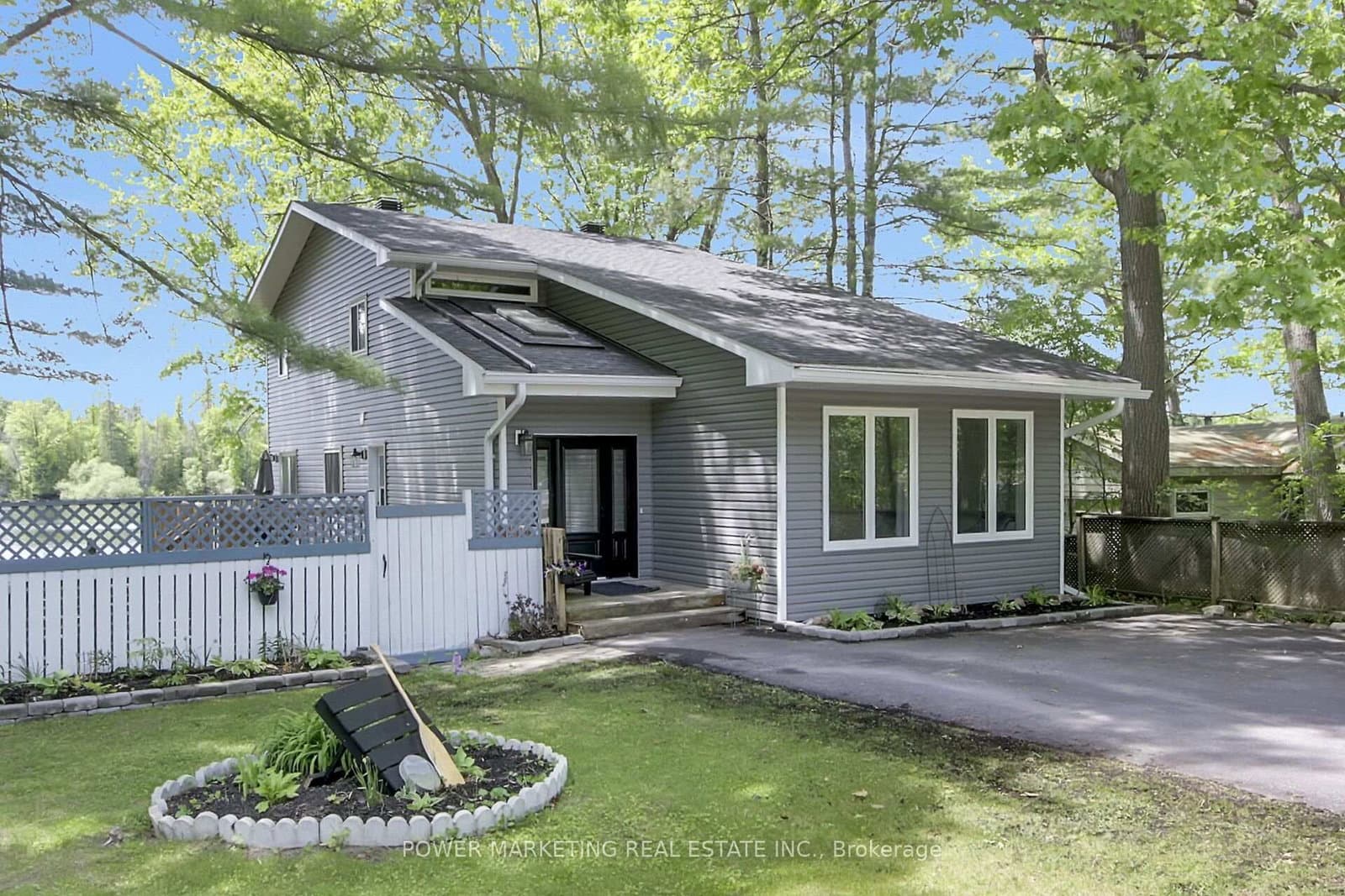 1312 BAYVIEW Drive, Ottawa, ON