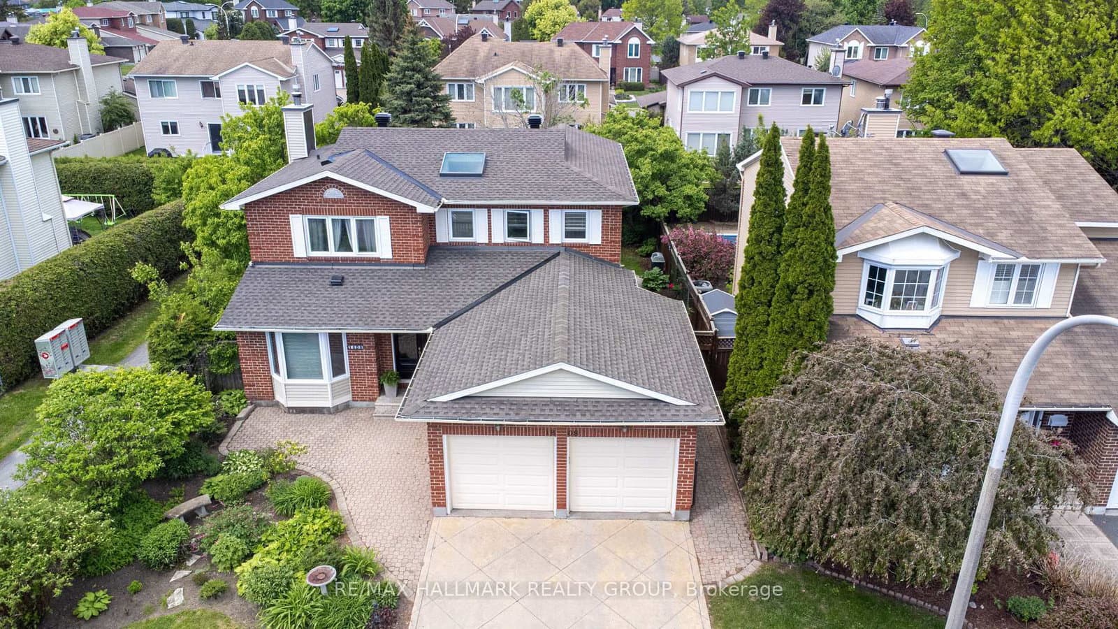 1808 Robinwood Place, Ottawa, ON — photo 2