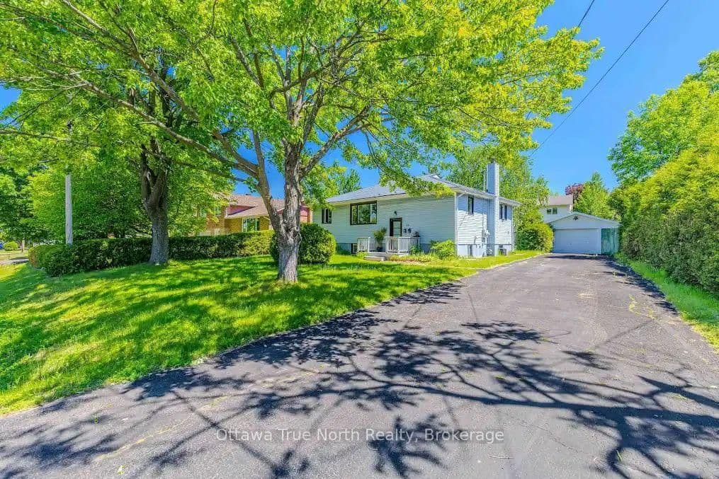 35 Tauvette Street, Ottawa, ON — photo 3