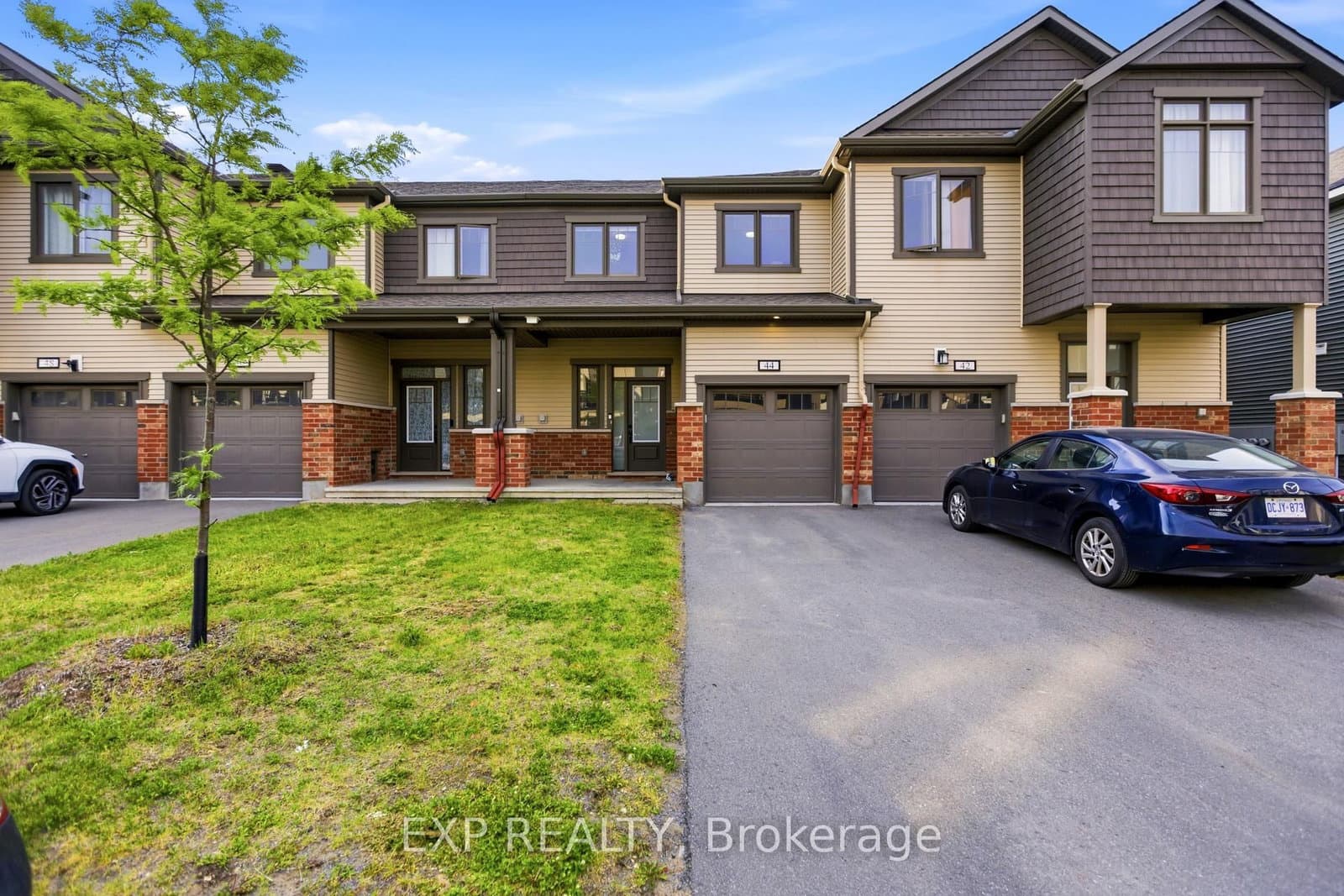 44 Lentago Avenue, Ottawa, ON