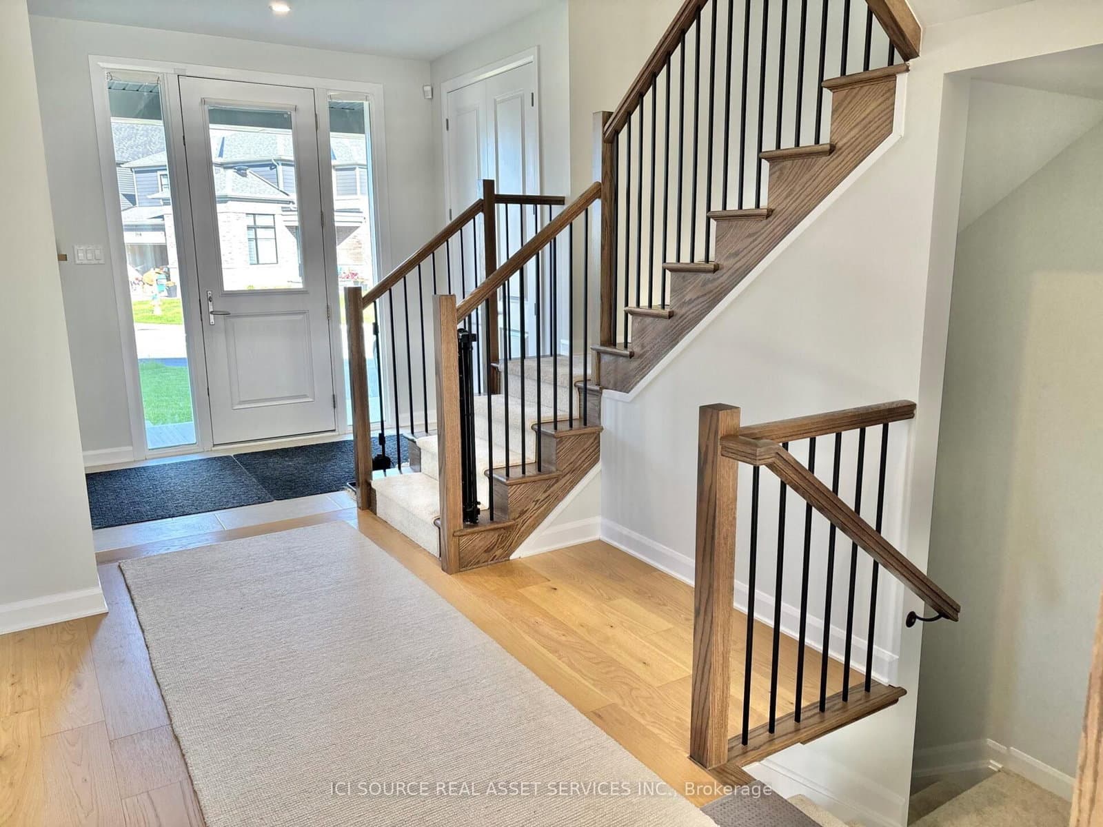 128 D'arleux Place, Manotick, ON — photo 2