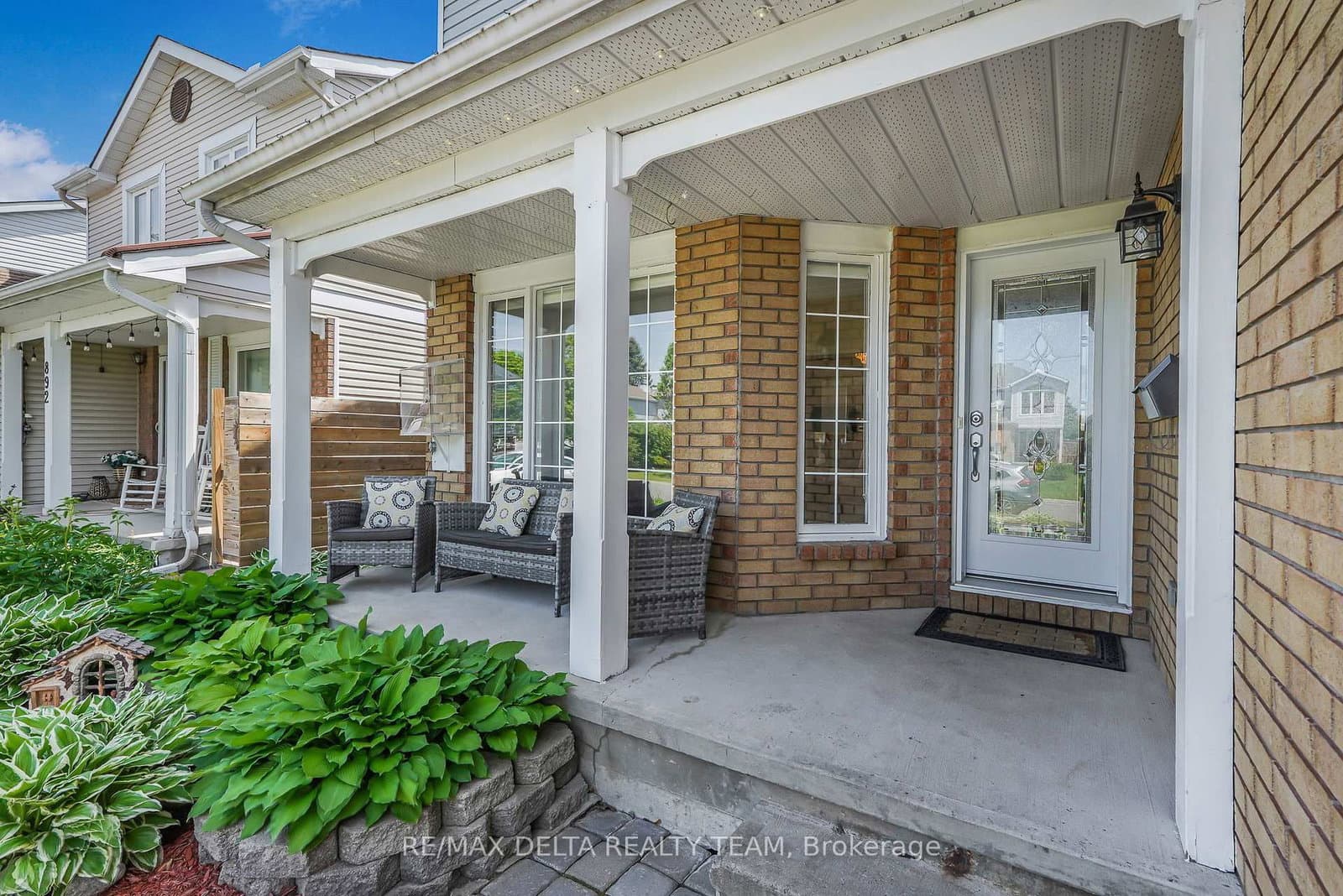 890 Bideford Street, Ottawa, ON — photo 2