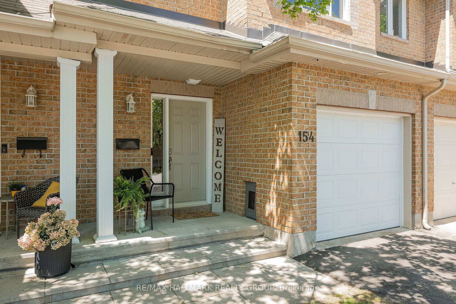 154 Talltree Crescent, Ottawa, ON — photo 2