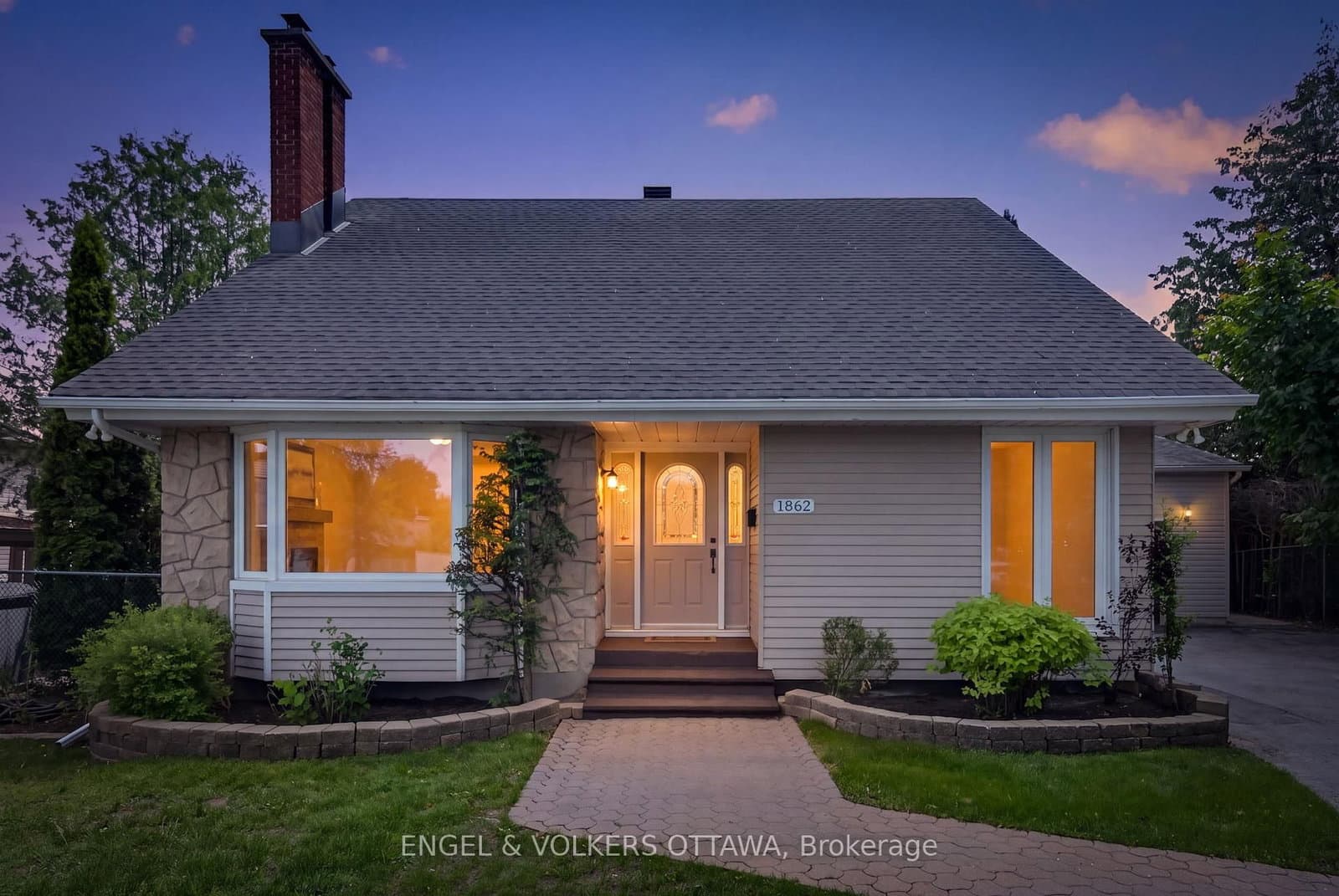 1862 Sharel Drive, Ottawa, ON