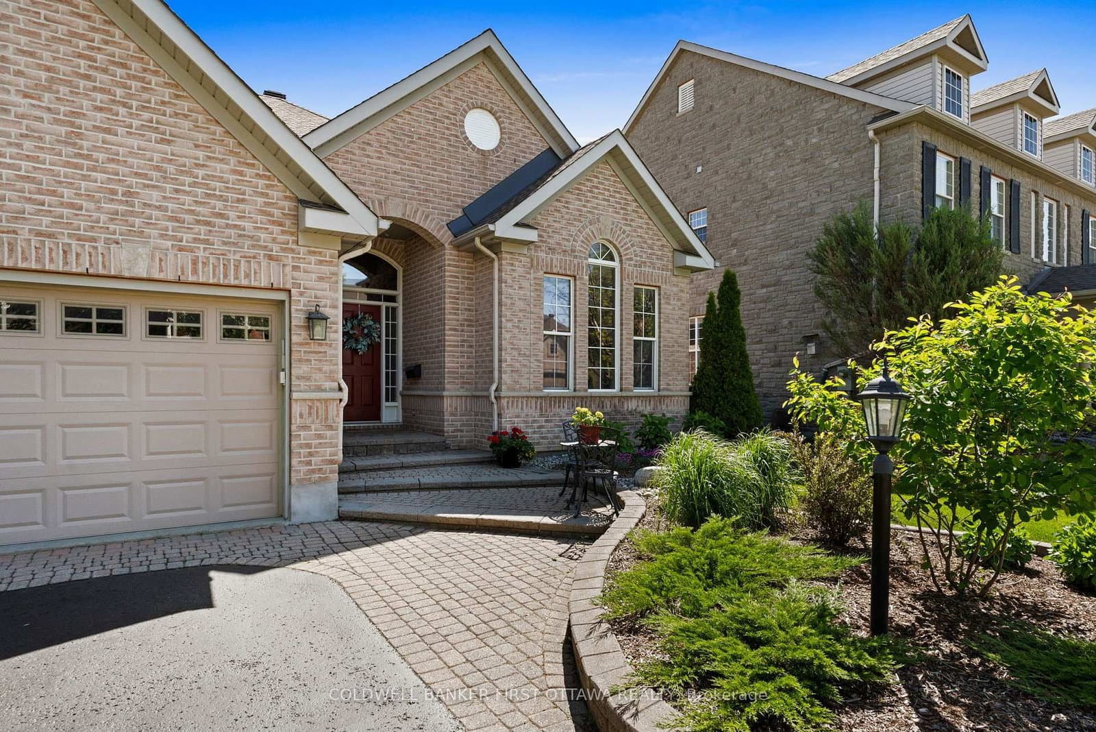 19 Fencerow Way, Nepean, ON — photo 3