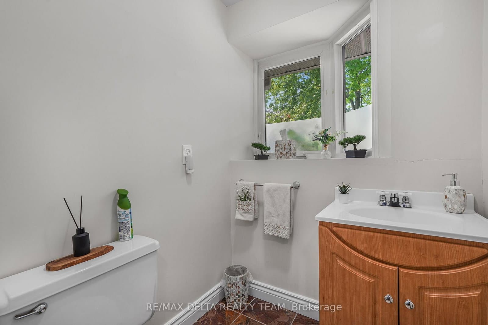27 - 1107 Des Forets Avenue, Ottawa, ON — photo 2