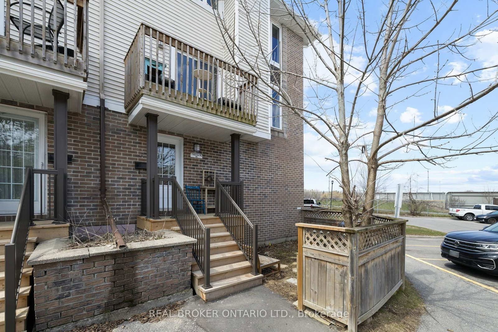 3 - 7 Timberview Way, Ottawa, ON — photo 2