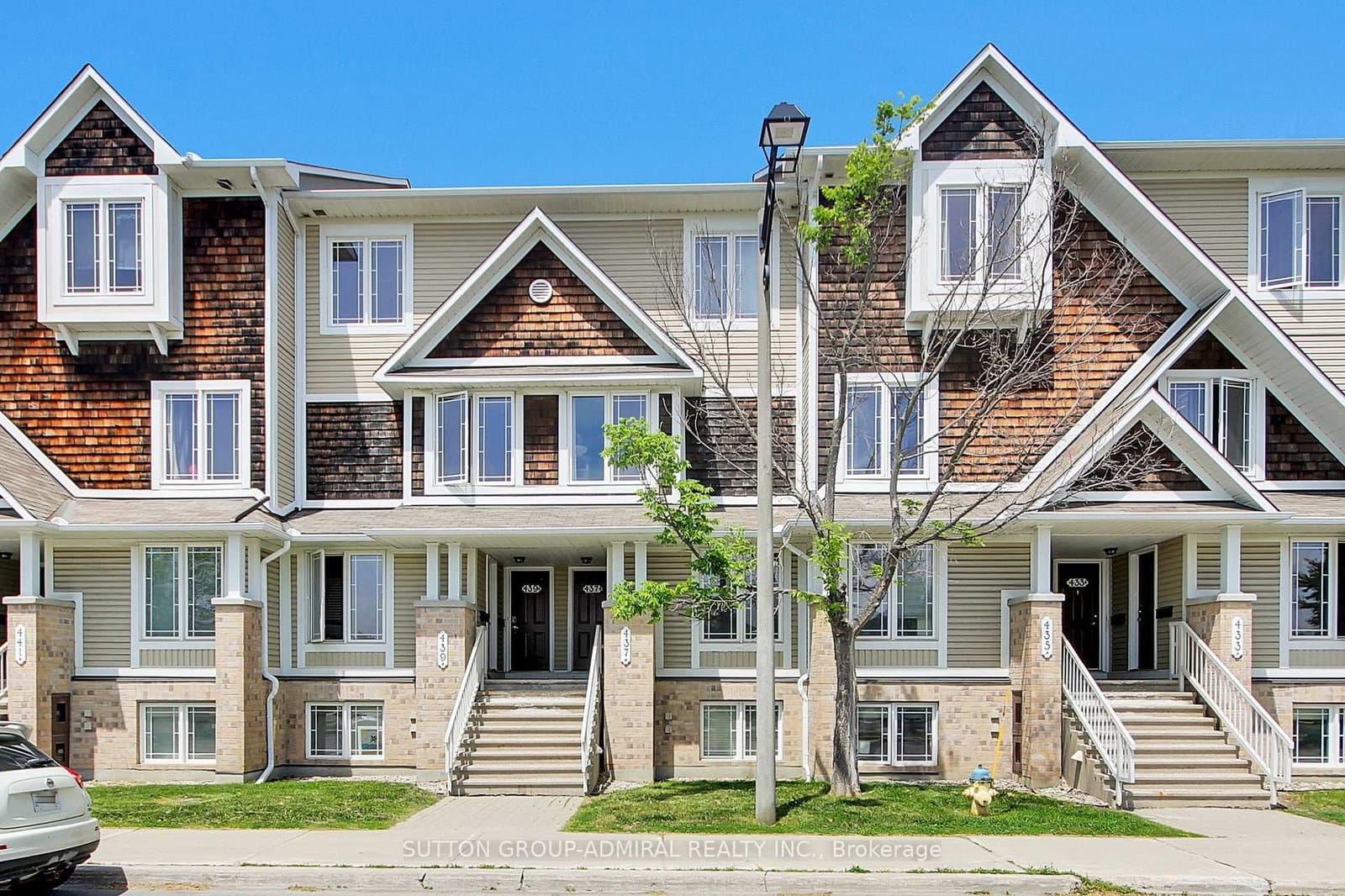 439B Chapman Mills Drive, Ottawa, ON