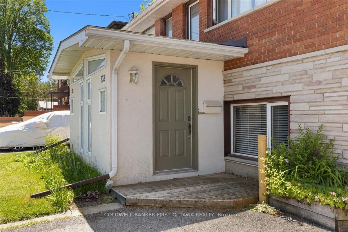 832 Ivanhoe Avenue, Ottawa, ON — photo 2