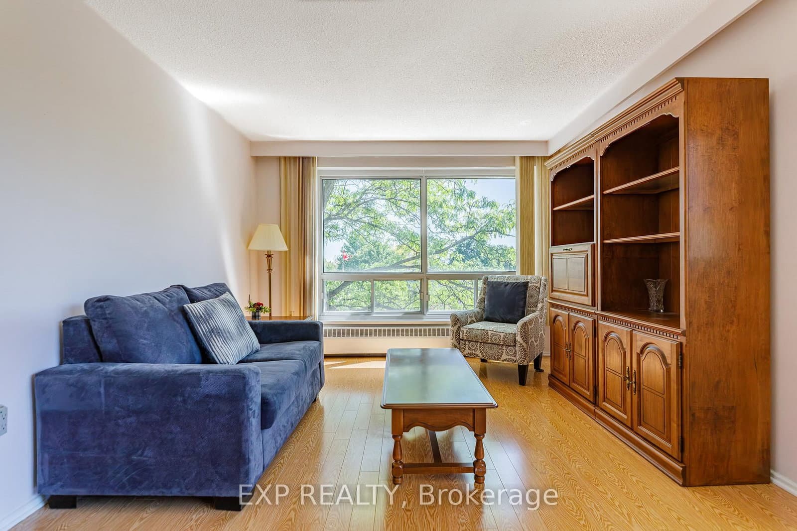 203 - 915 Elmsmere Road, Ottawa, ON — photo 2