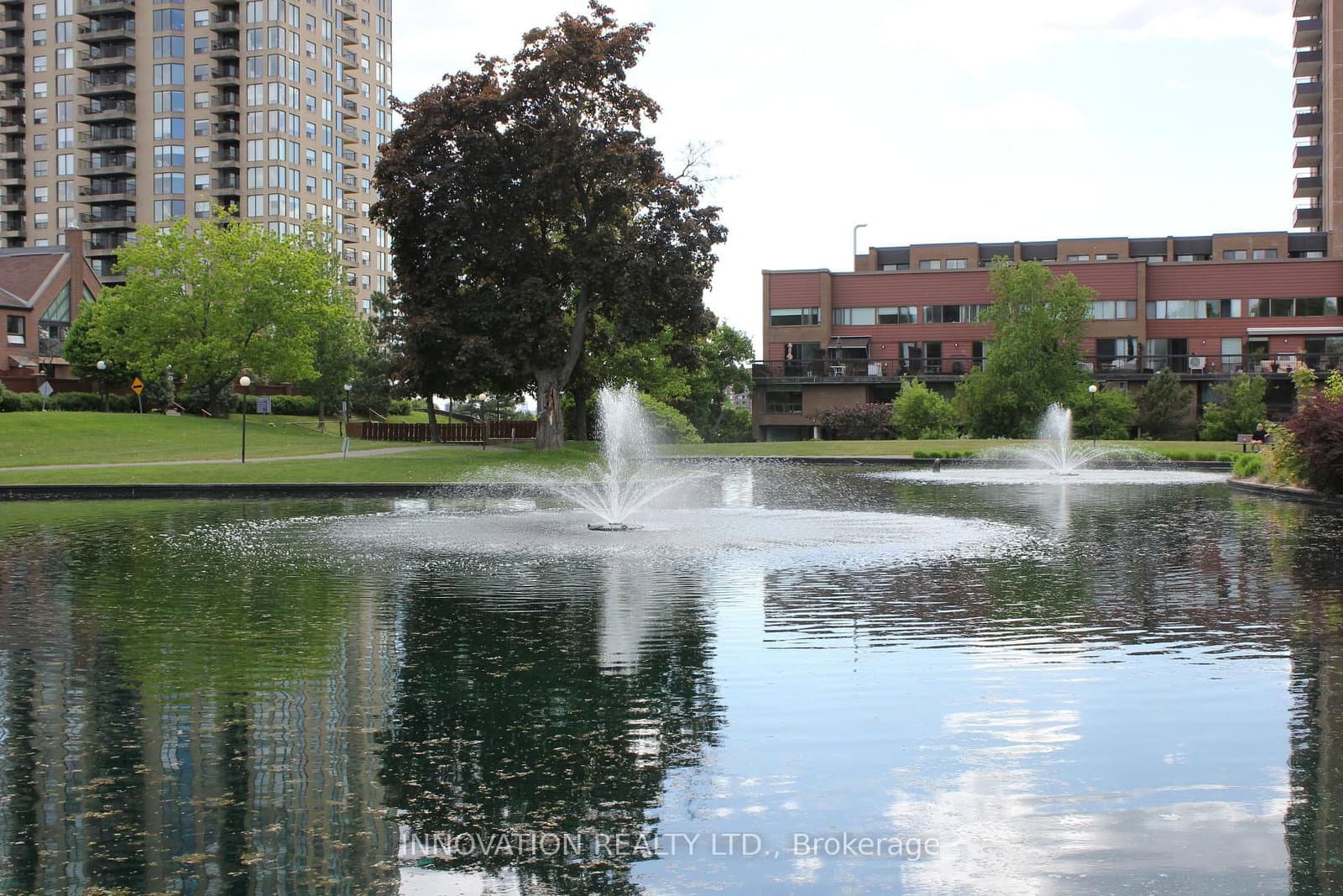 203 - 260 Brittany Drive, Ottawa, ON — photo 3