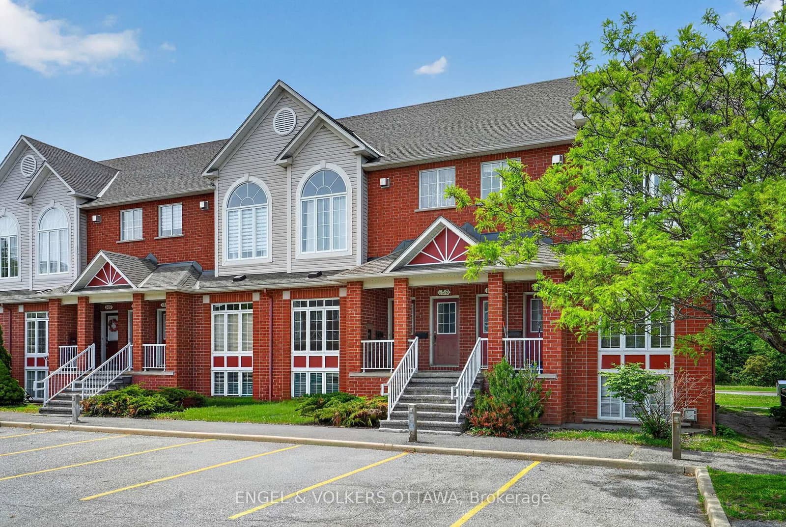 157 - 70 Edenvale Drive, Ottawa, ON — photo 2