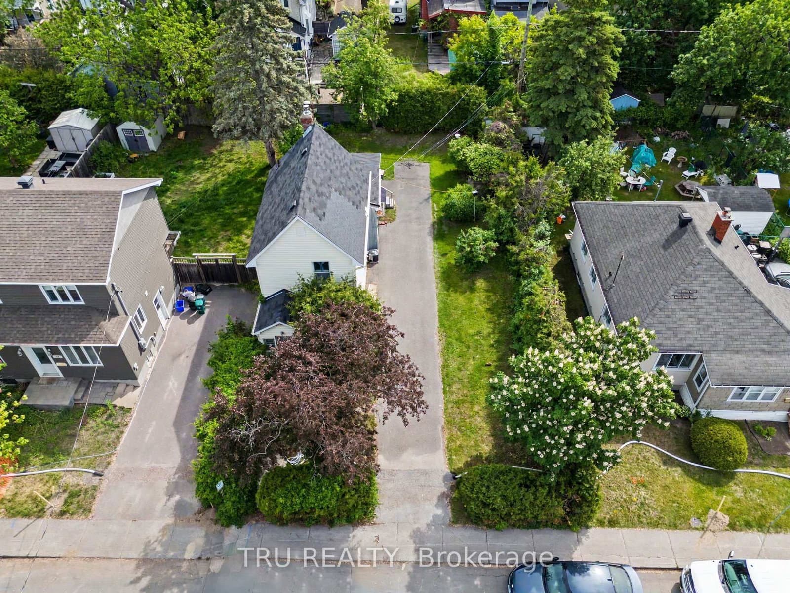 23 Anna Avenue, Ottawa, ON