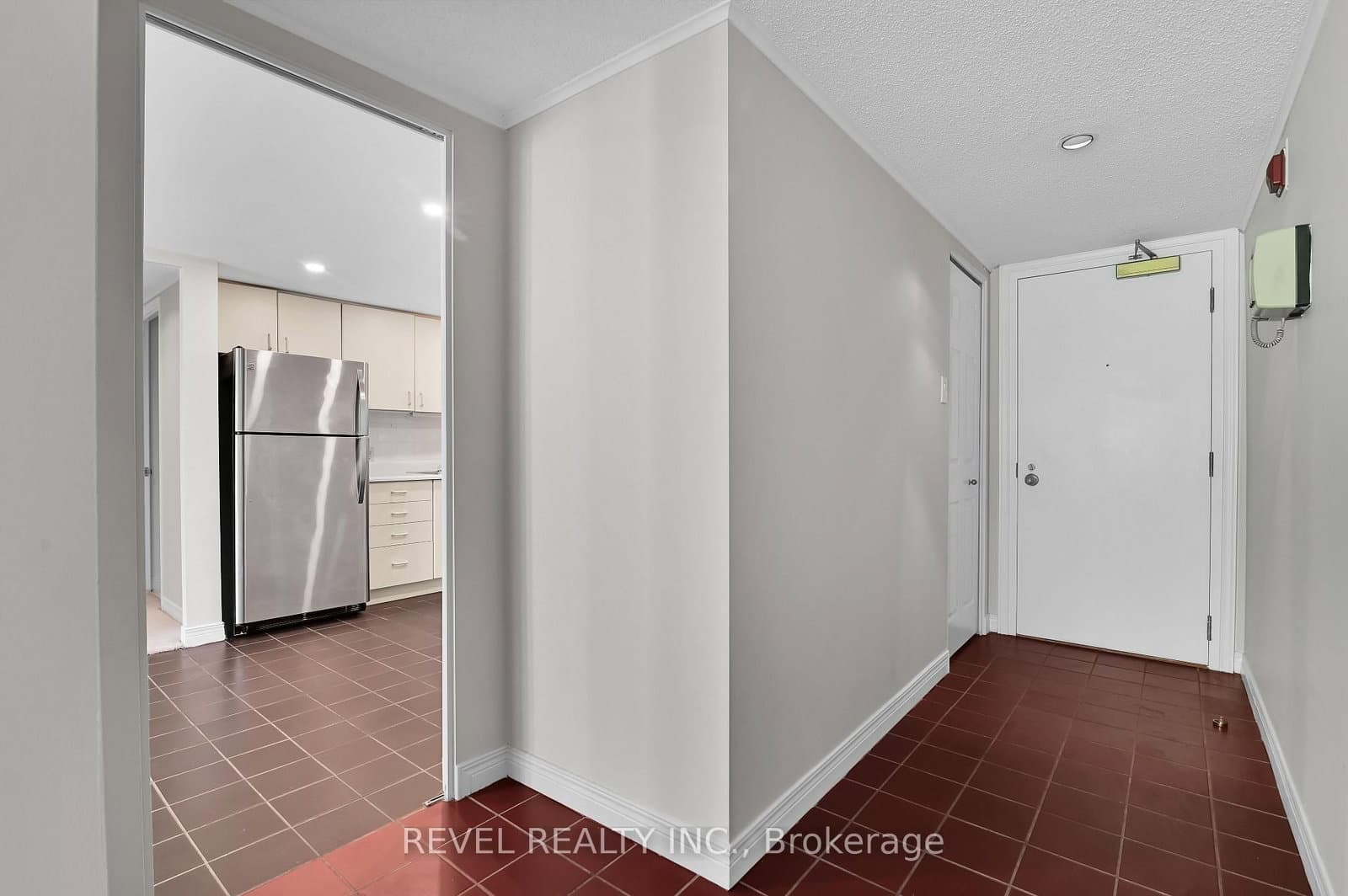 301 - 15 Murray Street, Ottawa, ON — photo 3