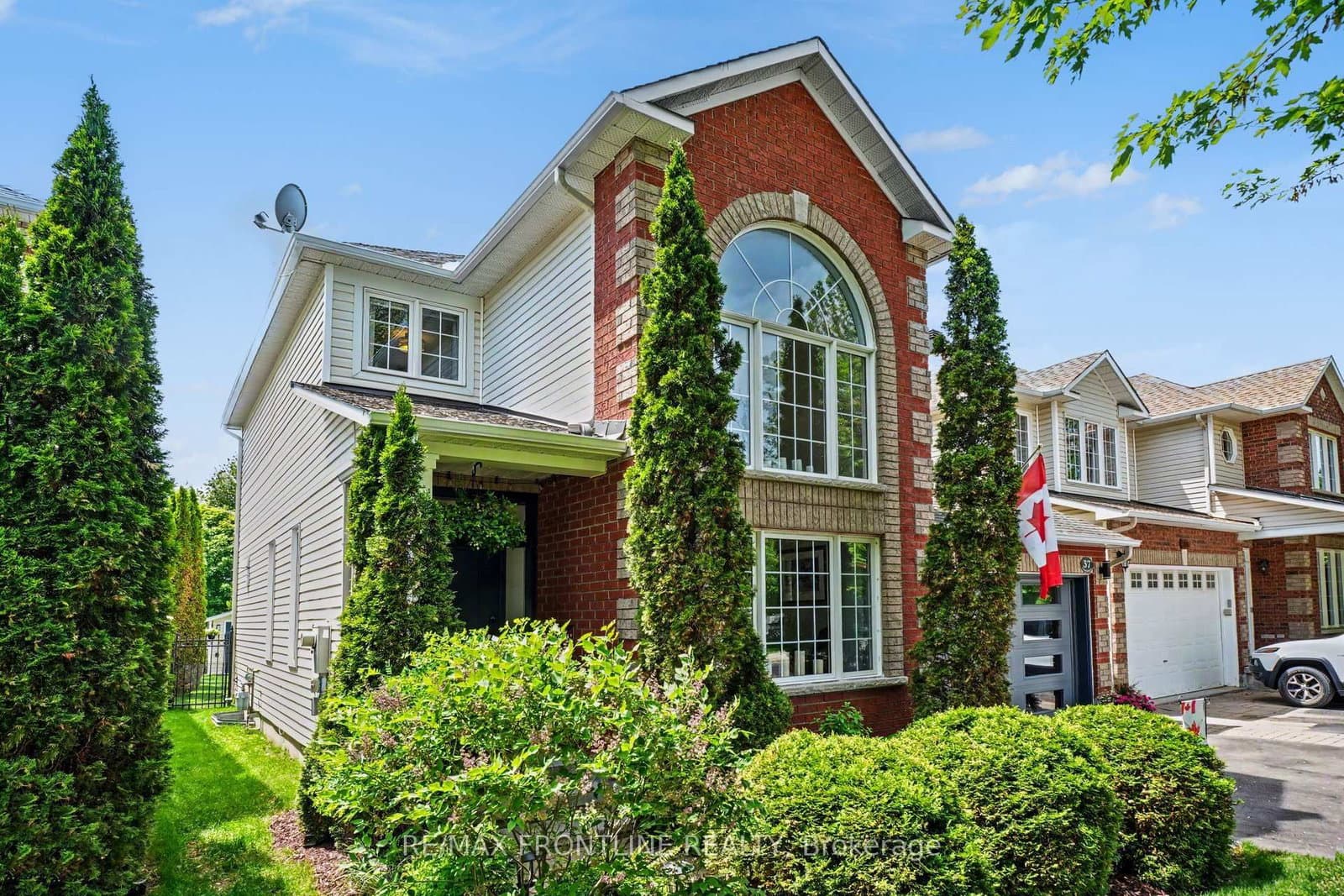 37 Calderwood Way, Ottawa, ON — photo 2