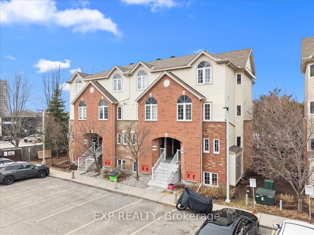 57 Steele Park Private, Ottawa, ON