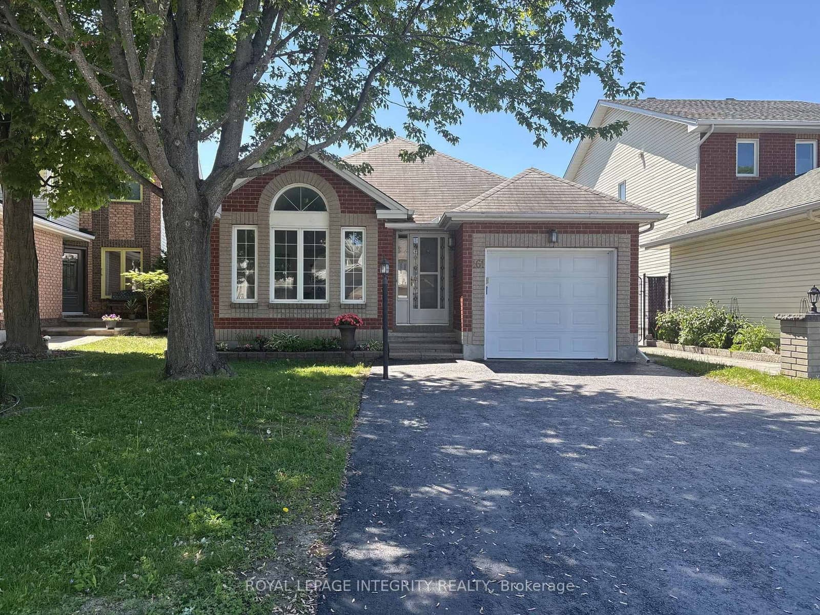 161 Longshire Circle, Nepean, ON — photo 2