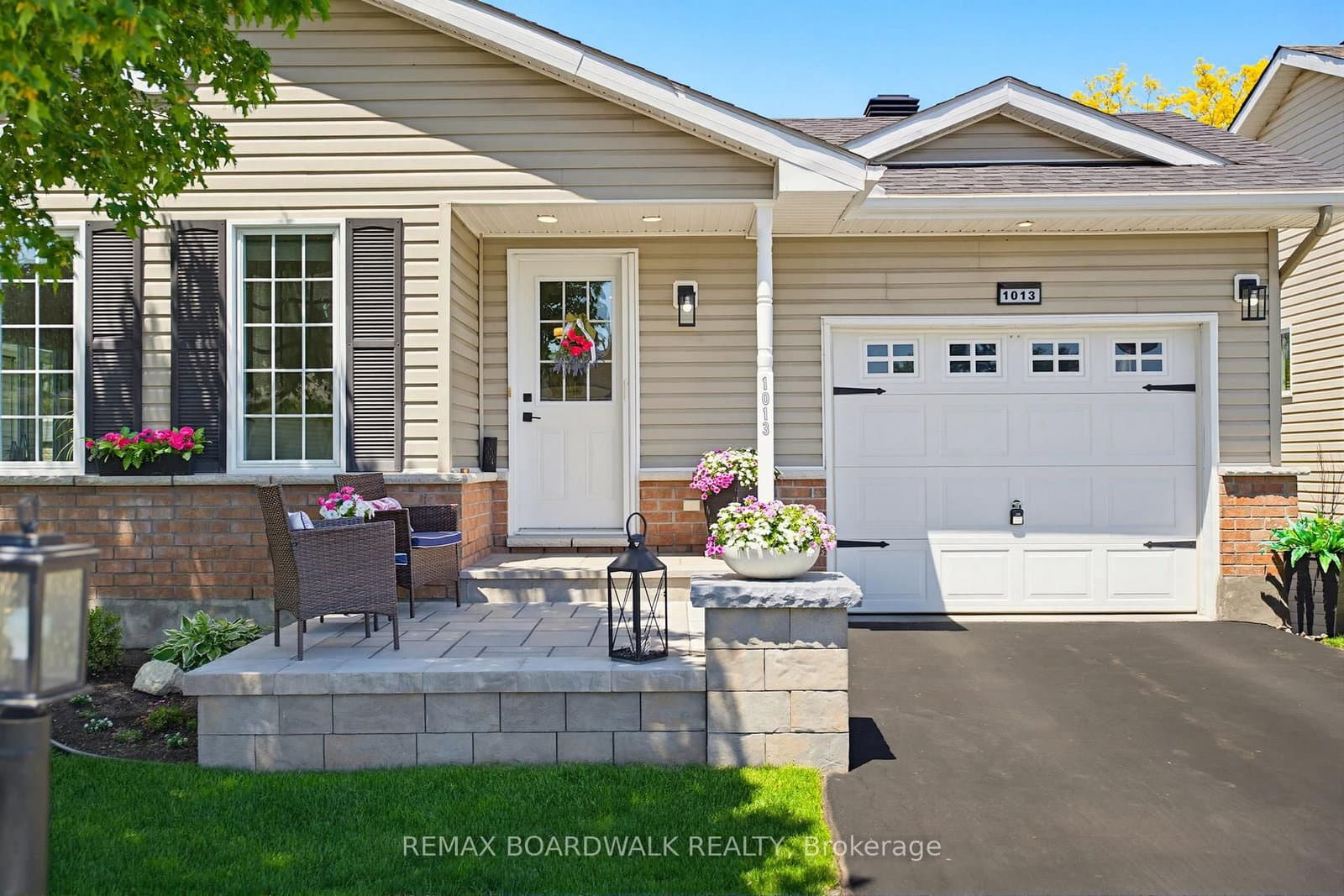 1013 Ada Barrington Private, Manotick, ON — photo 3