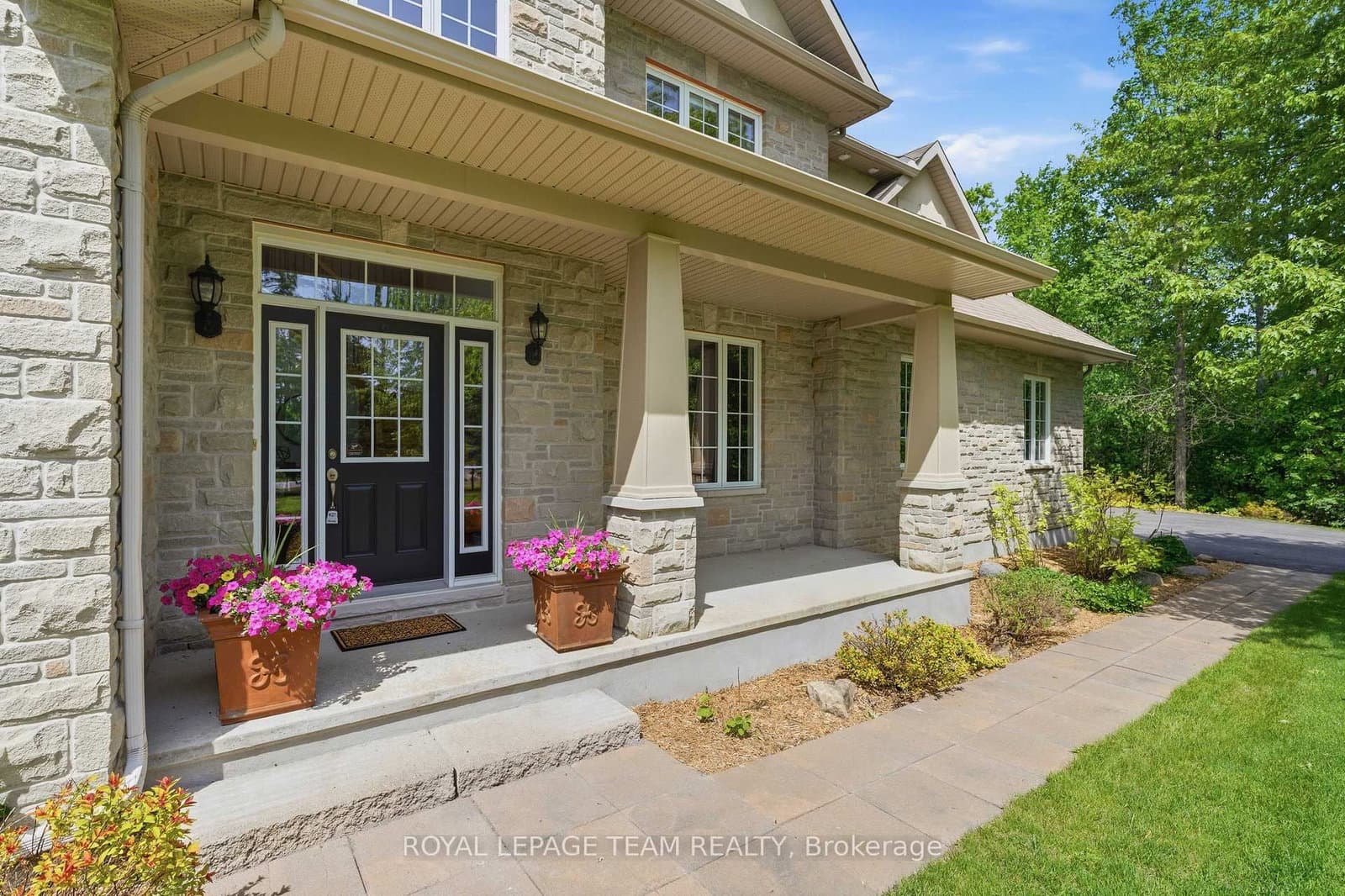 234 Cyd Street, Carp, ON — photo 3
