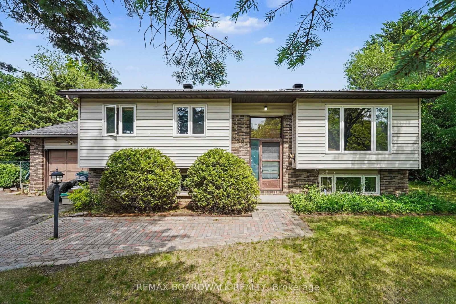 3399 Regburn Drive, Osgoode, ON — photo 2