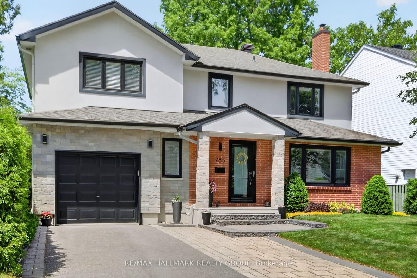 785 Dunloe Avenue, Ottawa, ON