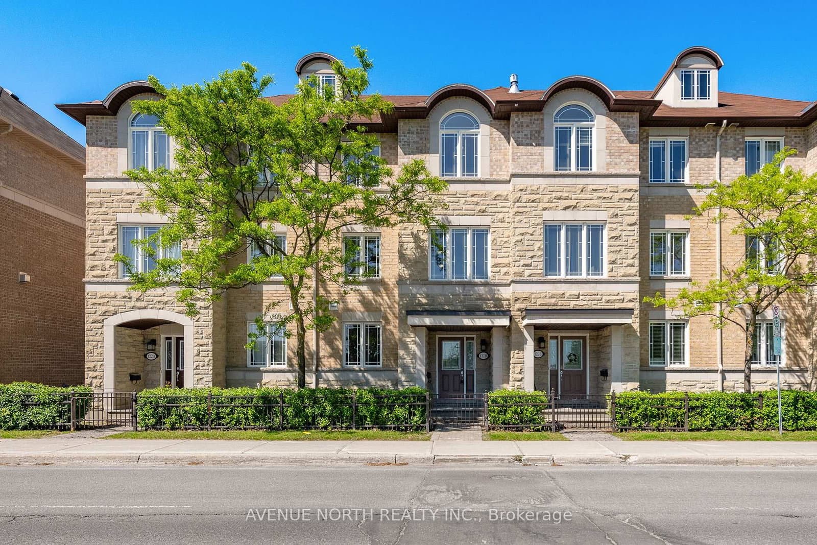 122B Centrepointe Drive, Ottawa, ON