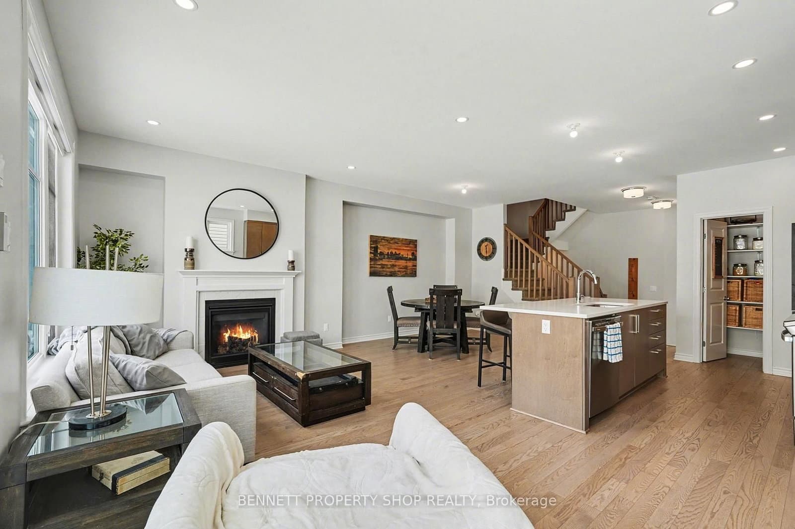 551 Cardamom Terrace, Ottawa, ON — photo 2