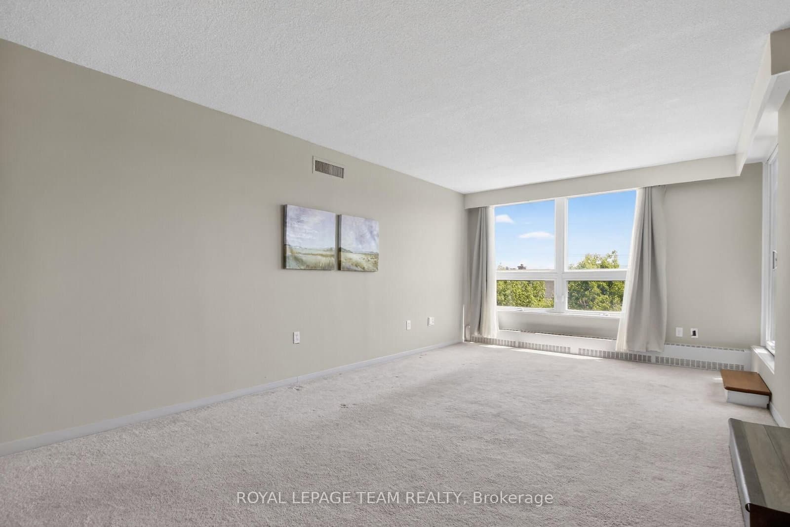 5 - 373 Laurier Avenue, Ottawa, ON — photo 2