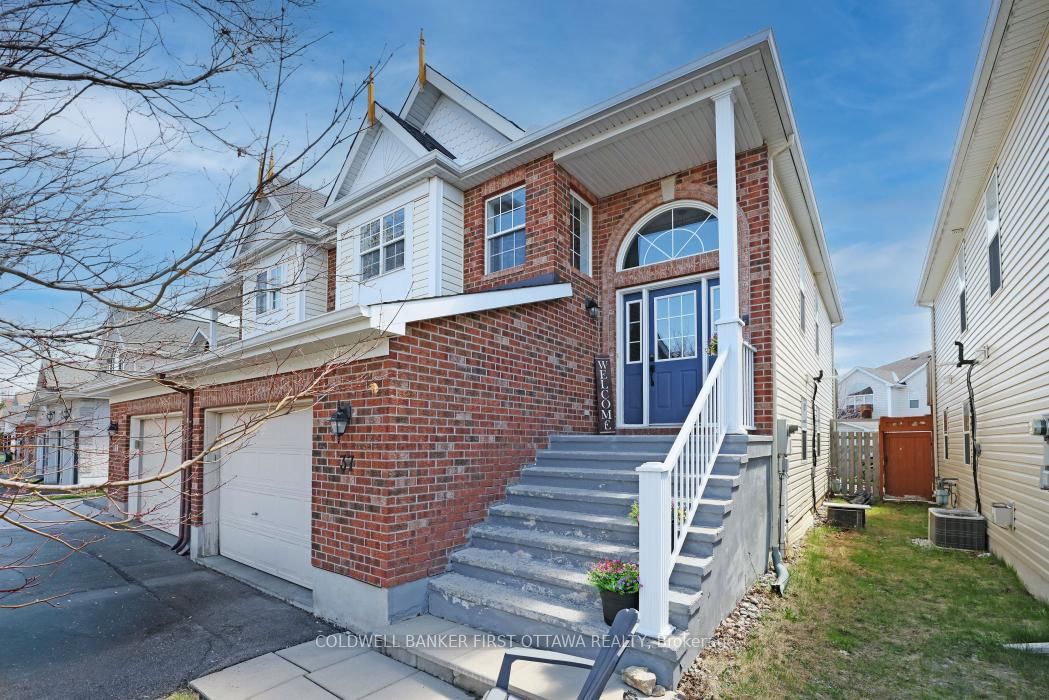 37 Boulder Way, Nepean, ON — photo 2