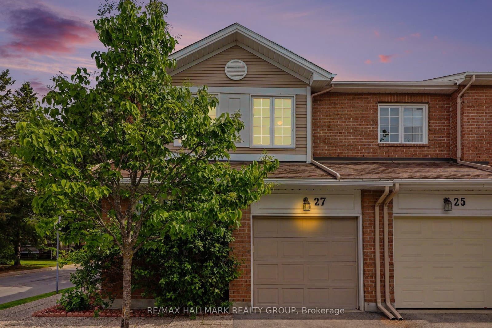 27 Sandcliffe Terrace, Ottawa, ON — photo 2