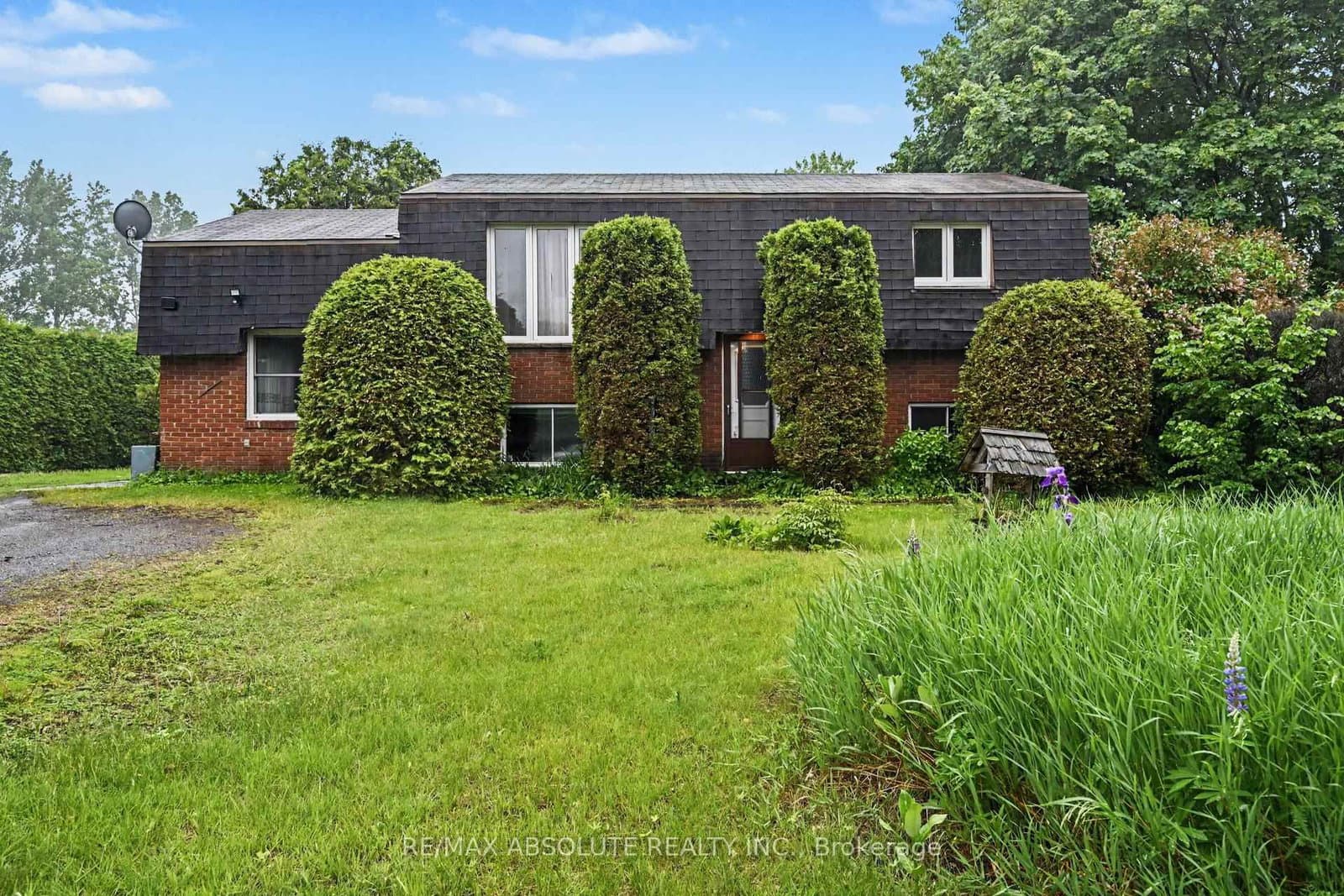 5333 Highway 17, Ottawa, ON