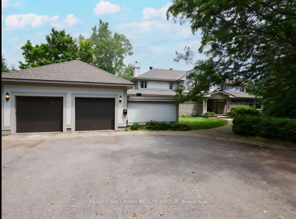 23 Davidson Drive, Ottawa, ON