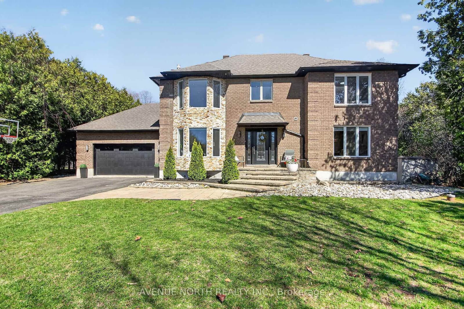 1317 Cornfield Crescent, Ottawa, ON