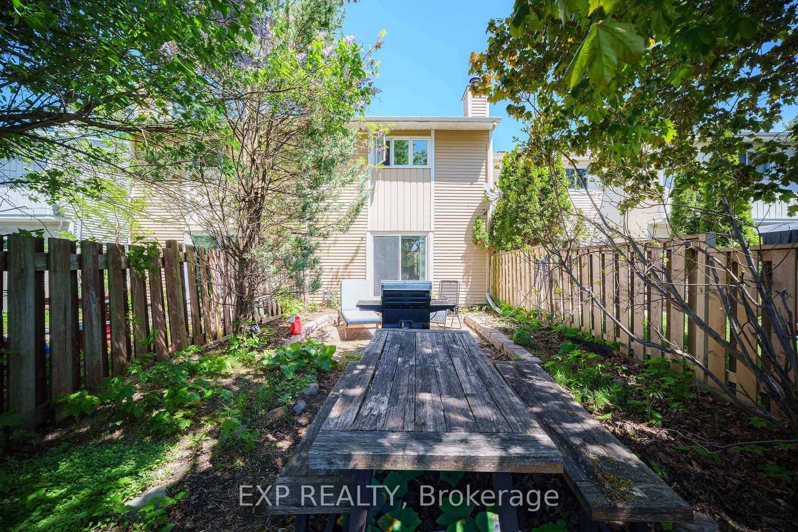6431 Timothy Court, Orleans, ON — photo 2