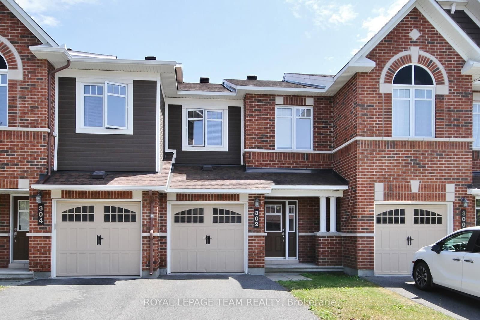 302 TOURMALINE Crescent, Ottawa, ON