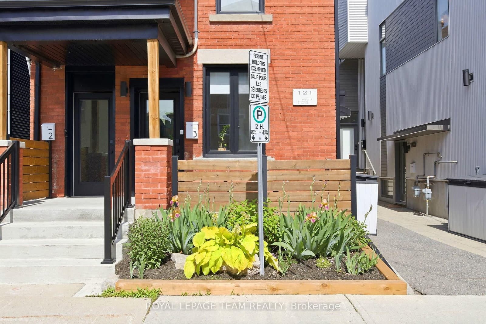 121 Carruthers Avenue, Ottawa, ON — photo 3