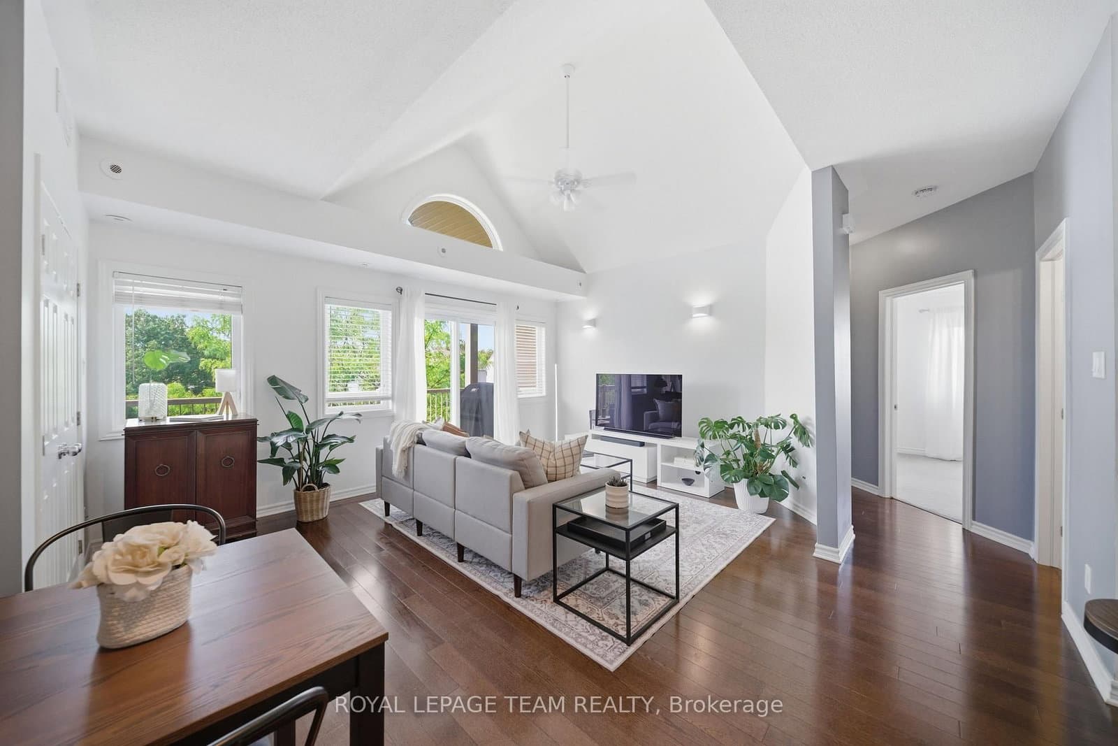 9 - 165 Waterbridge Drive, Ottawa, ON — photo 3