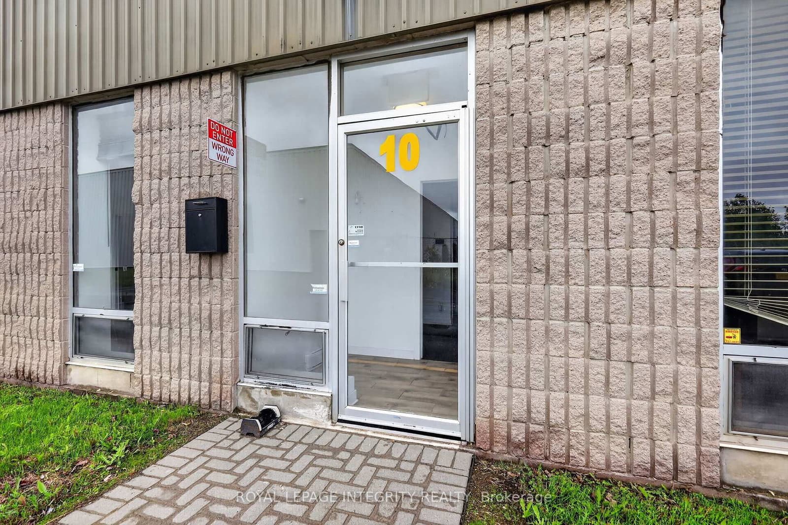 10 - 2295 Stevenage Drive, Ottawa, ON — photo 2