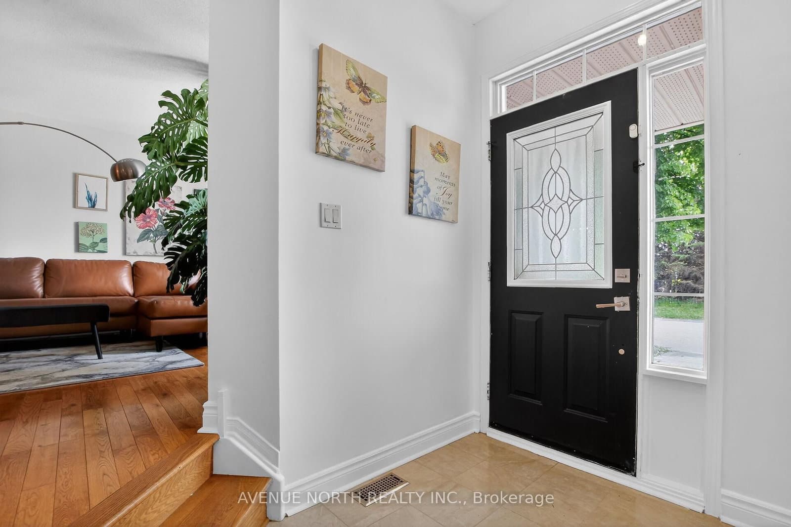18 Castlemore Street, Ottawa, ON — photo 3