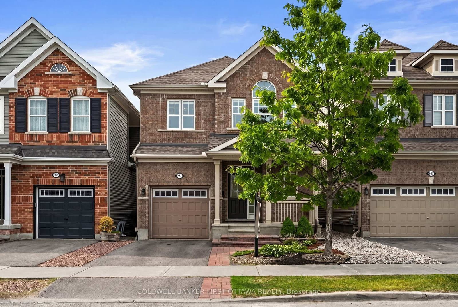 657 DUNDONALD Drive, Ottawa, ON