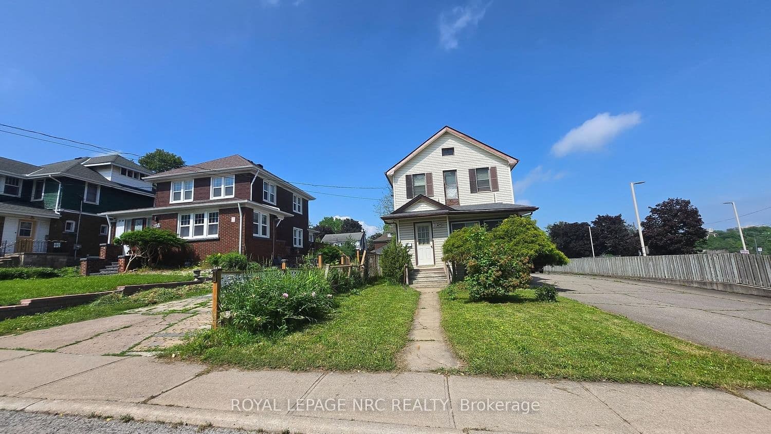 4425 Hiram Street, Niagara Falls, ON — photo 2