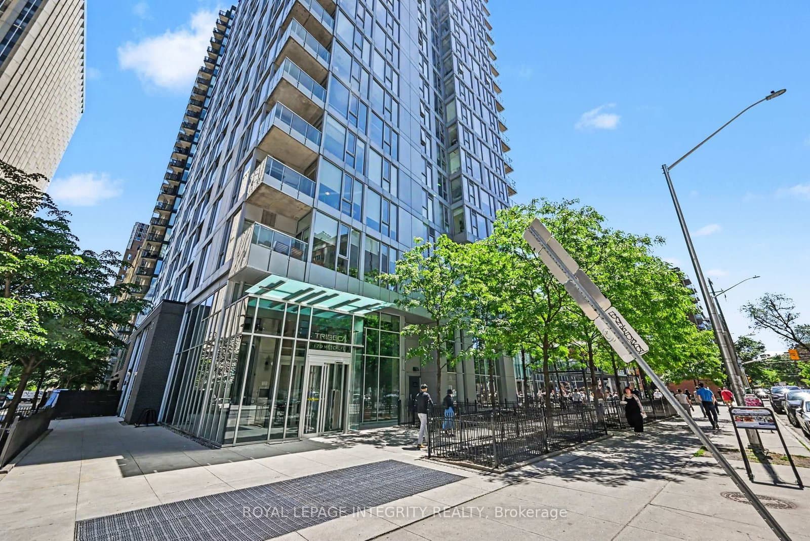 1306 - 179 Metcalfe Street, Ottawa, ON