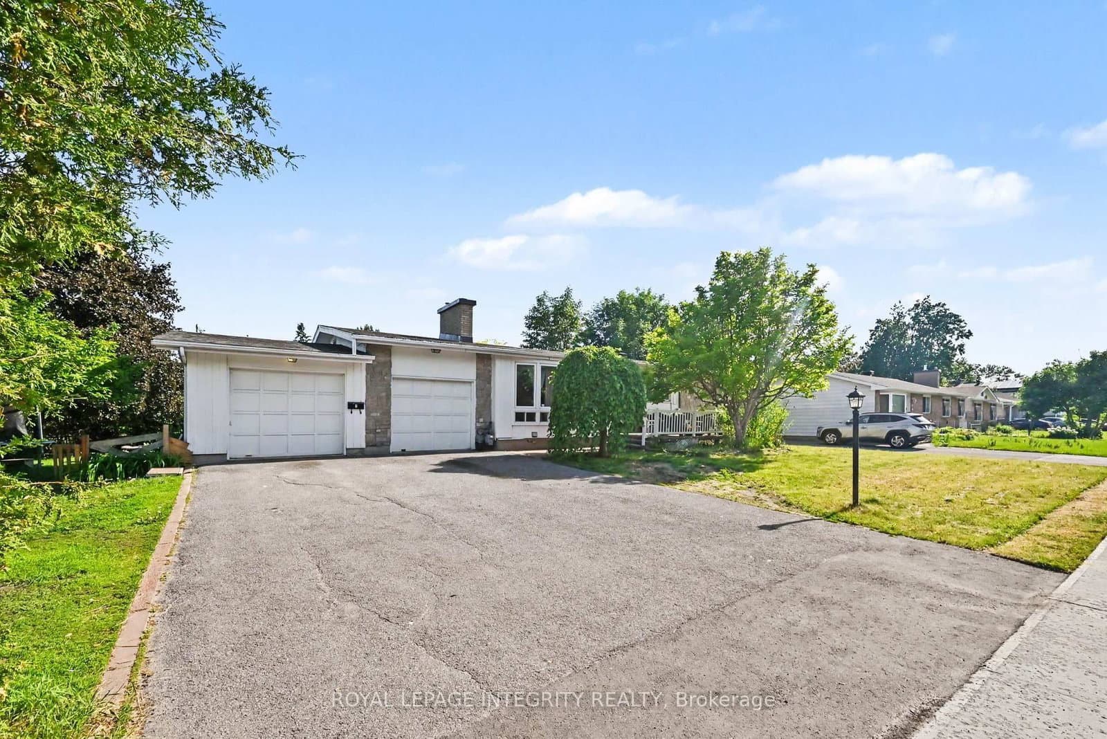 104 Viewmount Drive, Ottawa, ON — photo 3