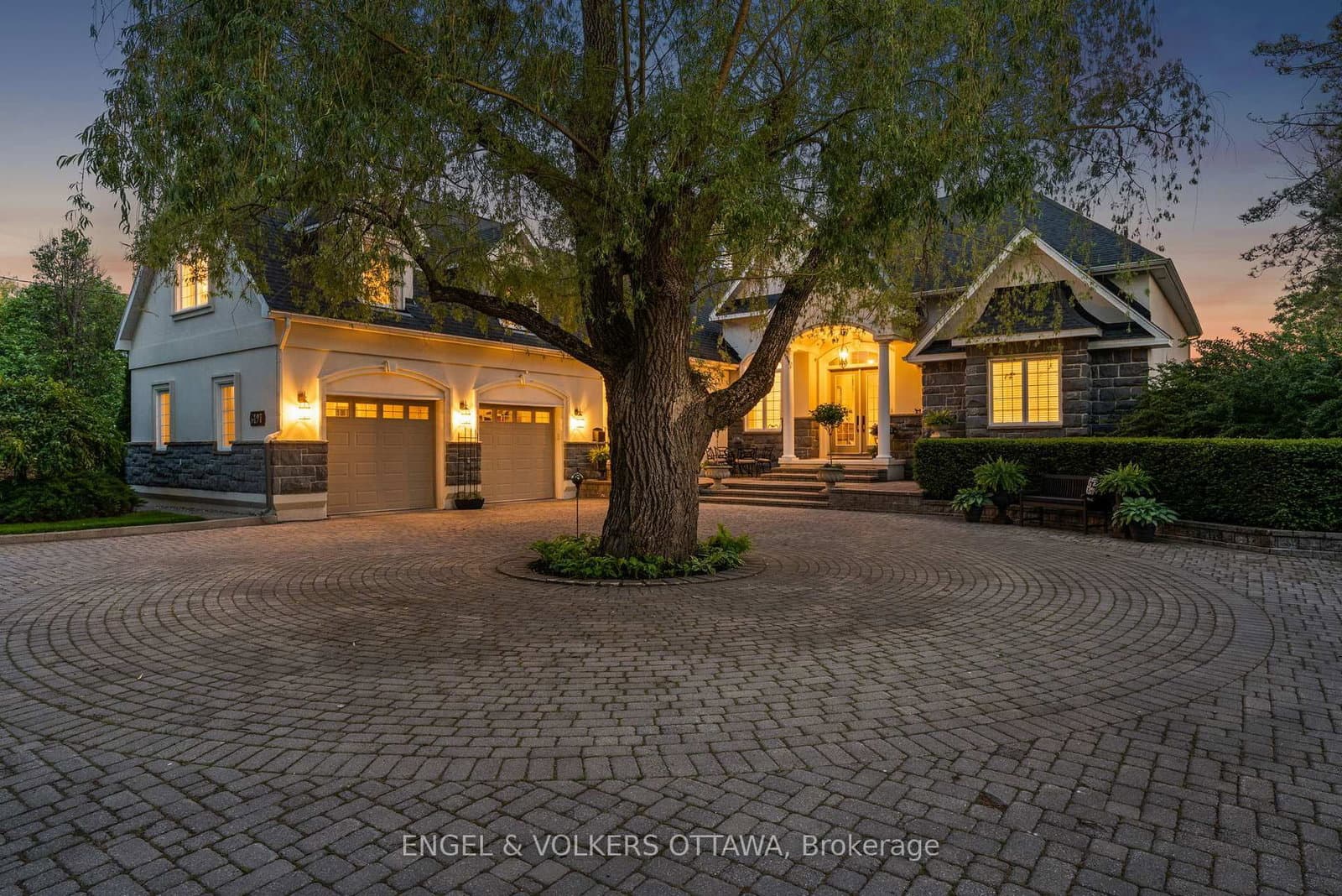 6197 Ottawa Street, Richmond, ON