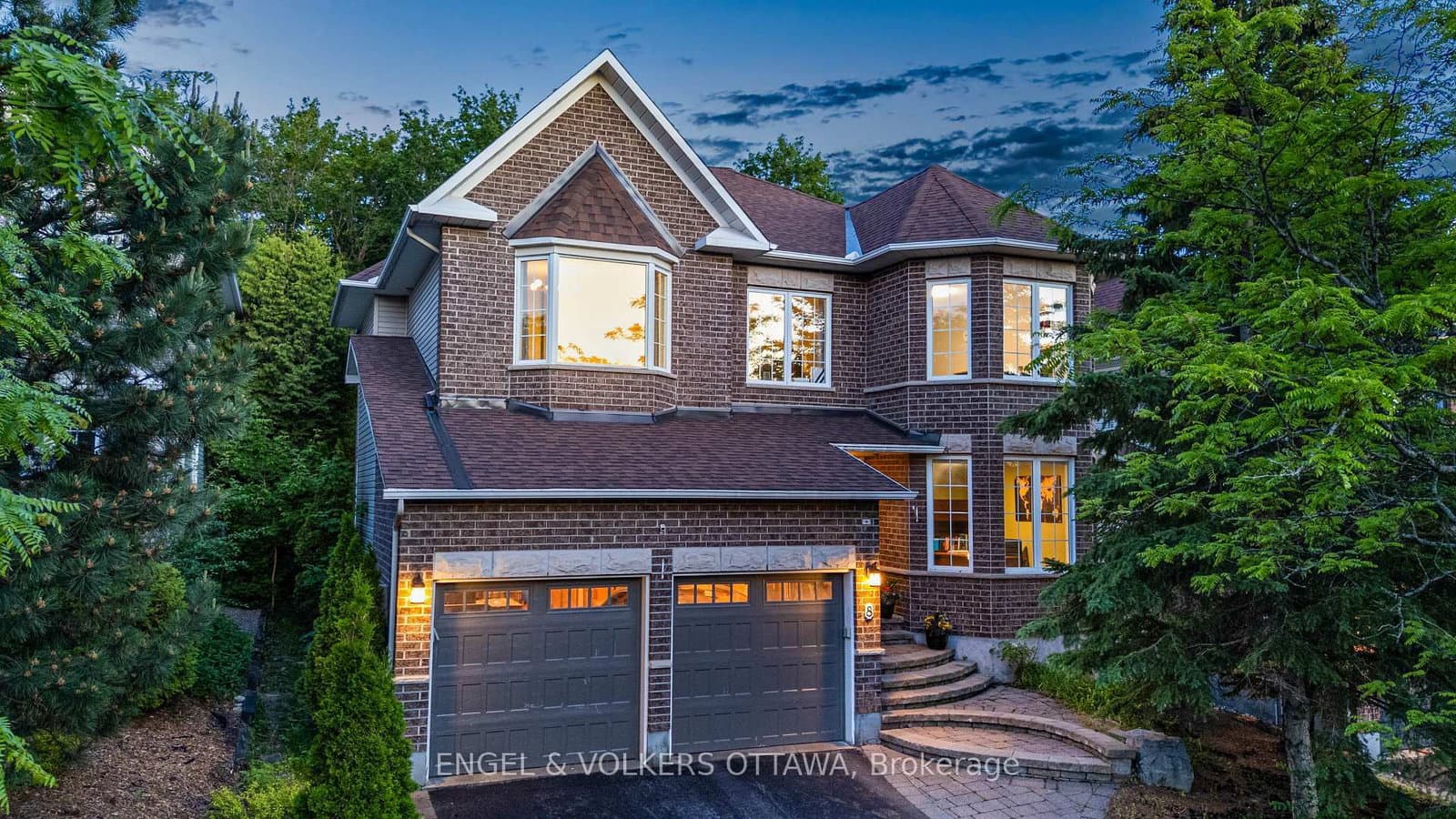 8 Glenrill Place, Ottawa, ON